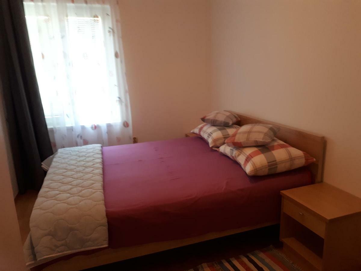 Apartmani Korina Starigrad Paklenica Exterior foto