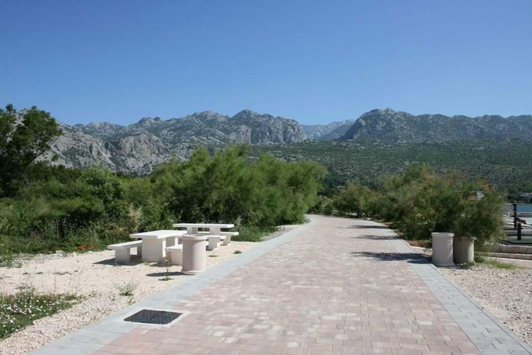 Apartmani Korina Starigrad Paklenica Exterior foto